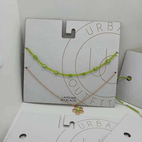 NWT 5 PC. URBAN OUTFITTERS NECKLACES - Picture 2 of 4